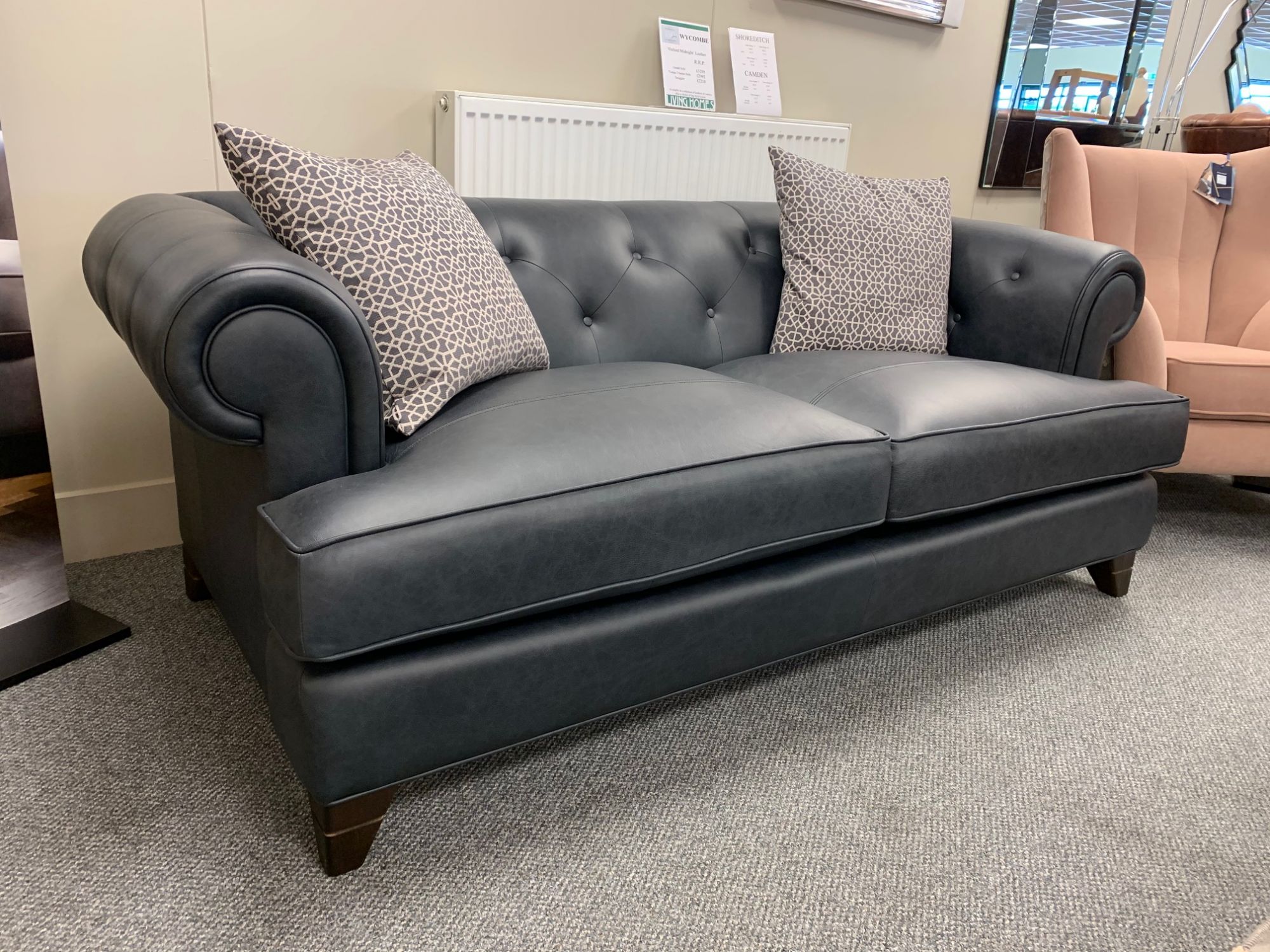 2 seater leather sofa clearance