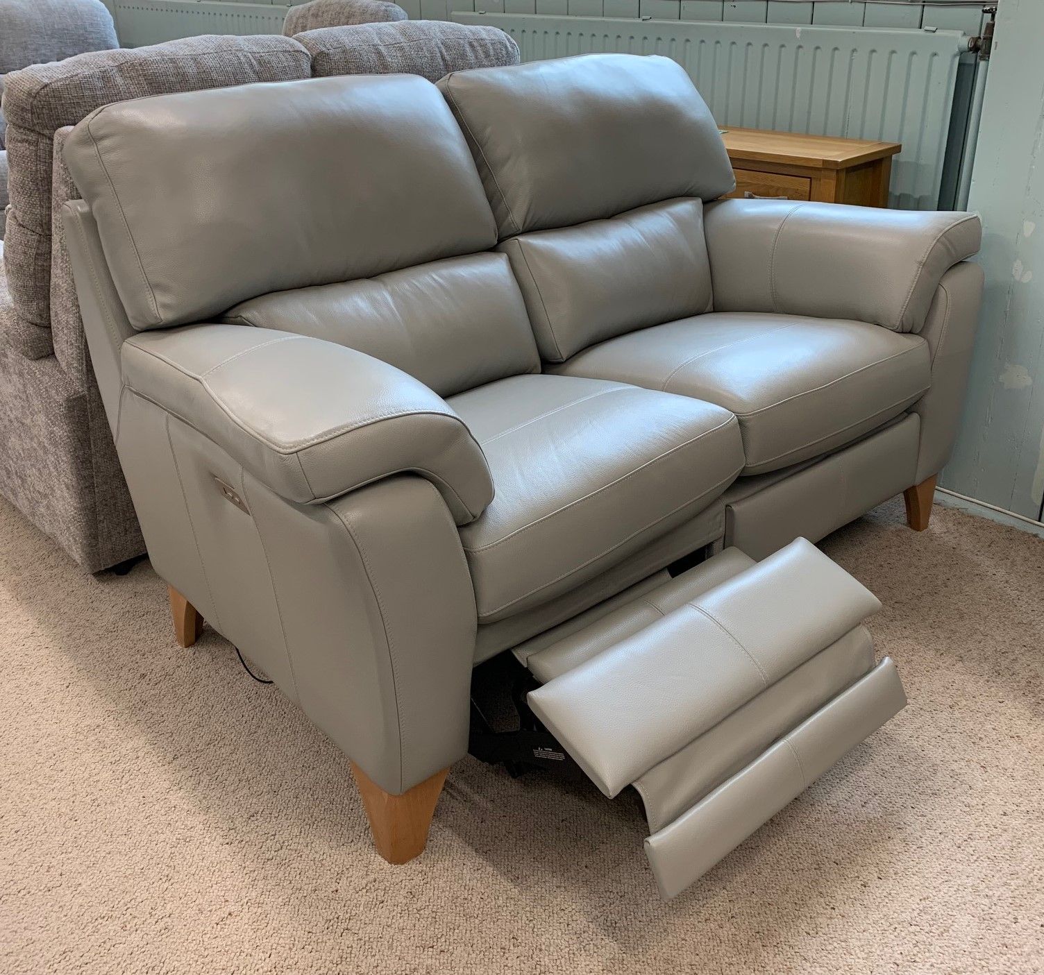 Clearance - Ashwood Huxley 2 Seater Motion Lounger Sofa in Leather ...